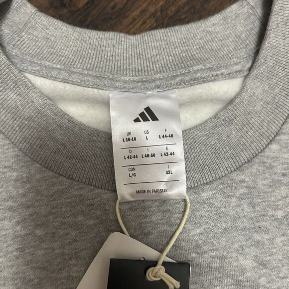 Adidas Womens All SZN Grey Crewneck Size Large Loose Fit IY6749 - Picture 2 of 10